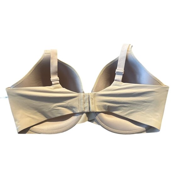 Calvin Klein Lightly Lined Nude Underwire Bra Size 40DDD Adjustable Straps - Picture 6 of 8